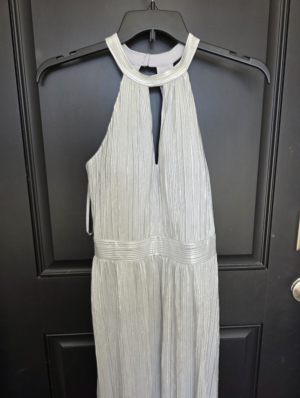 Kensie Silver Metallic Halter Midi Dress Pleated Shimmer Size 4 Women Party NWT - Picture 5 of 11
